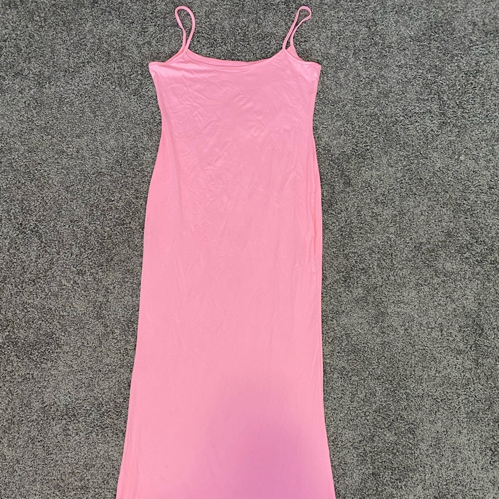 SHEIN Pink Sleeveless Maxi Dress - Picture 2 of 3